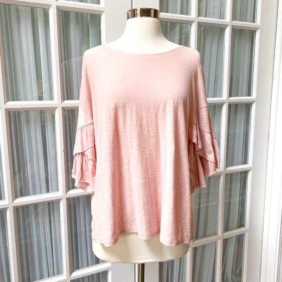 Vince Camuto Tops - Vince Camuto Pink Ruffle Sleeve Top